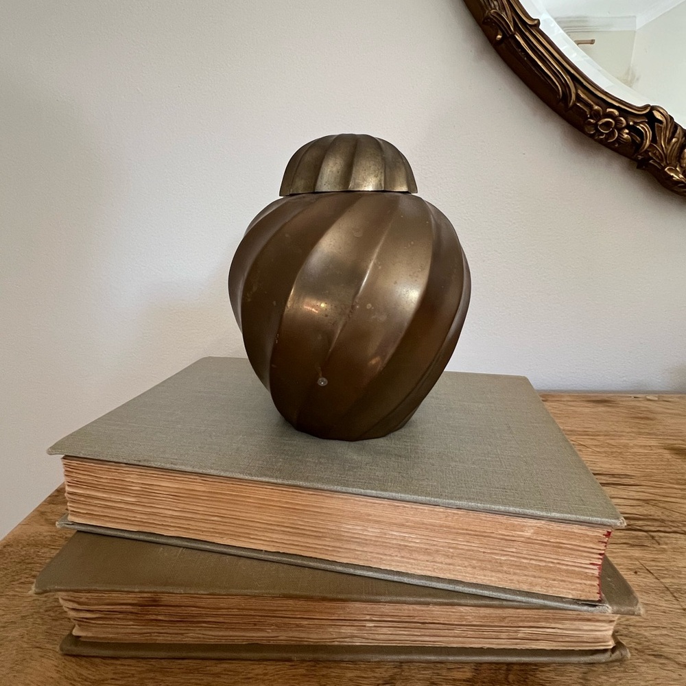 Vintage Brass Ginger Jar: Swirl Design, Hollywood Regency Decor